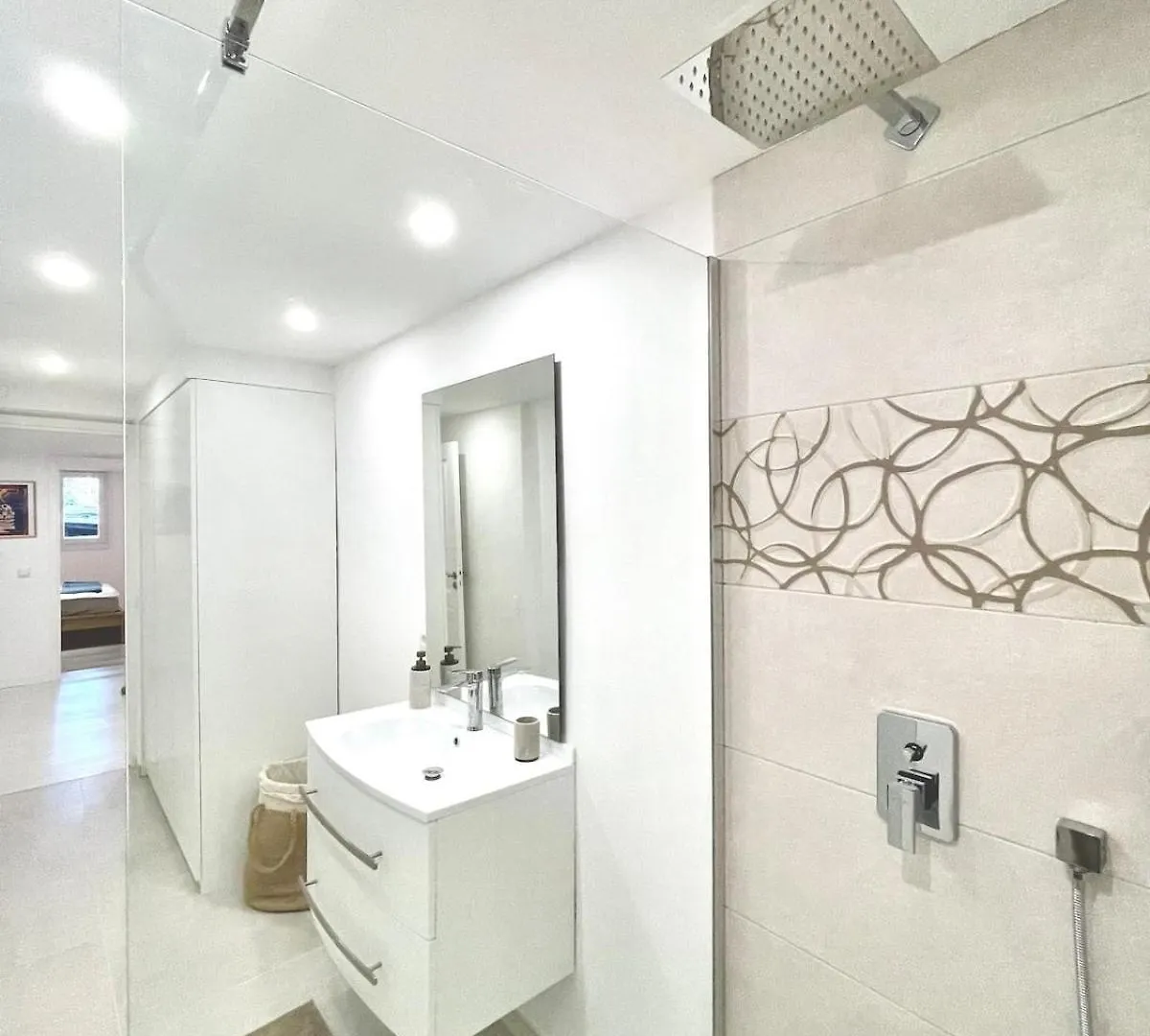 Appartement Lumineux, Renove Et A 10 Min De La Plage & Parking - Cagnes Sur Mer ! Apartment Cagnes-sur-Mer