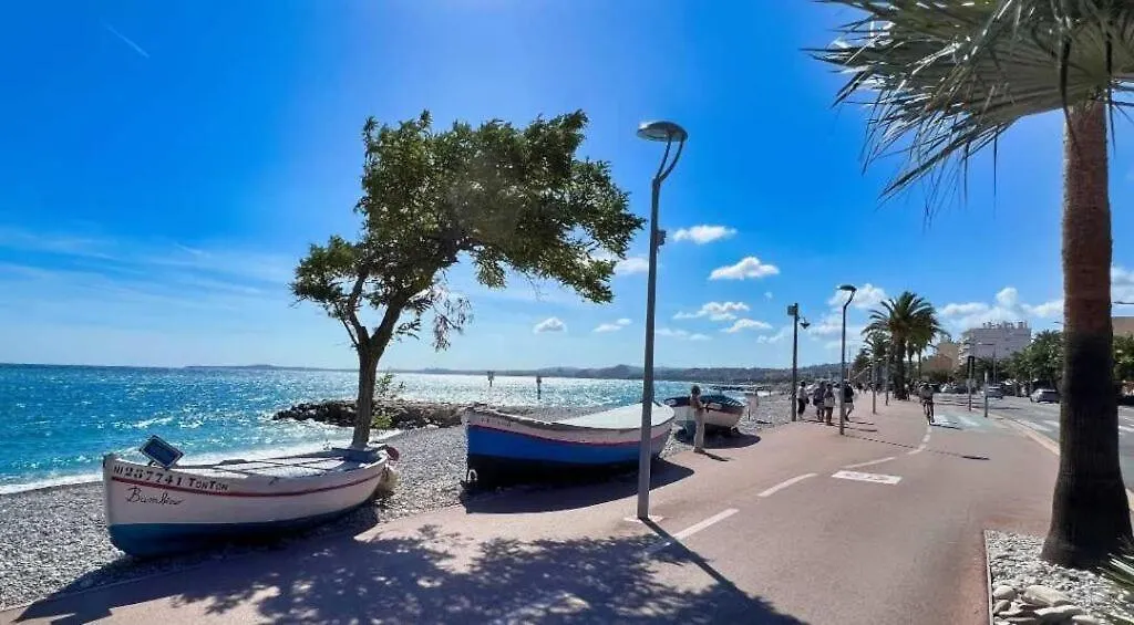 Apartment Appartement Lumineux, Renove Et A 10 Min De La Plage & Parking - Cagnes Sur Mer ! France